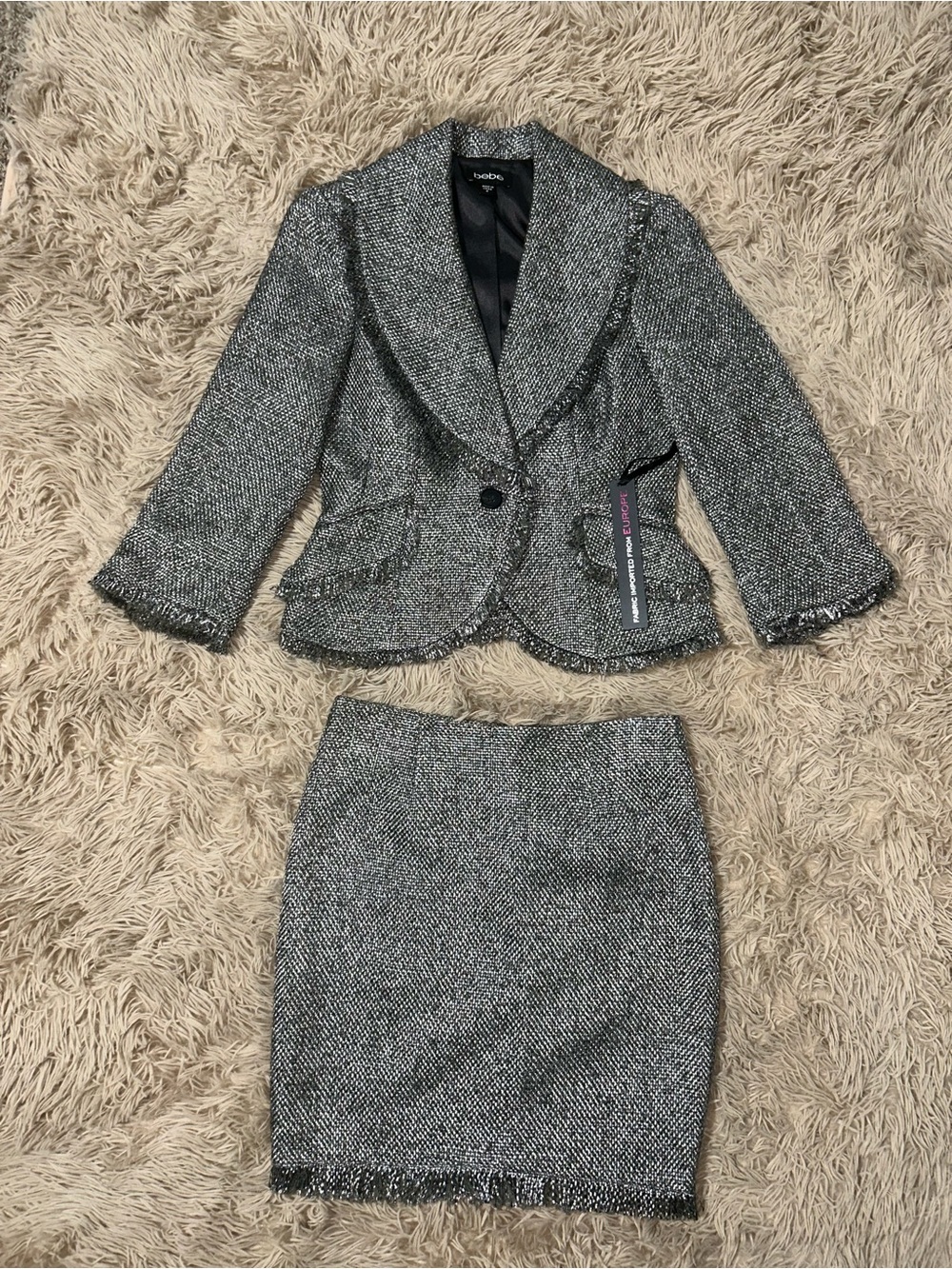 NWOT! Bebe Metallic Tweed Women's Blazer and Skirt Set